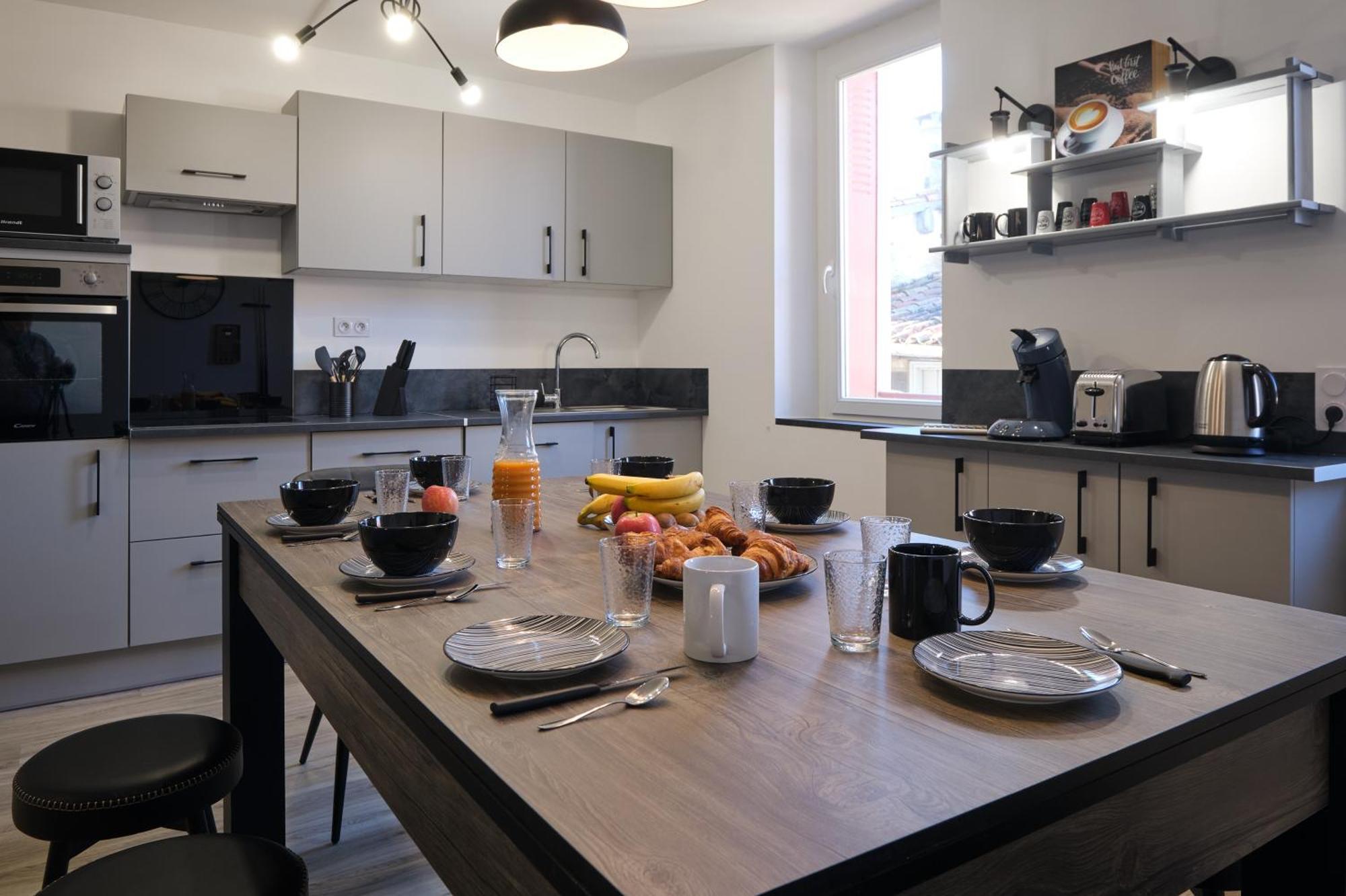Magnifique*T4*Centre Ville*Wifi*Billard*Netflix* Limoux Luaran gambar